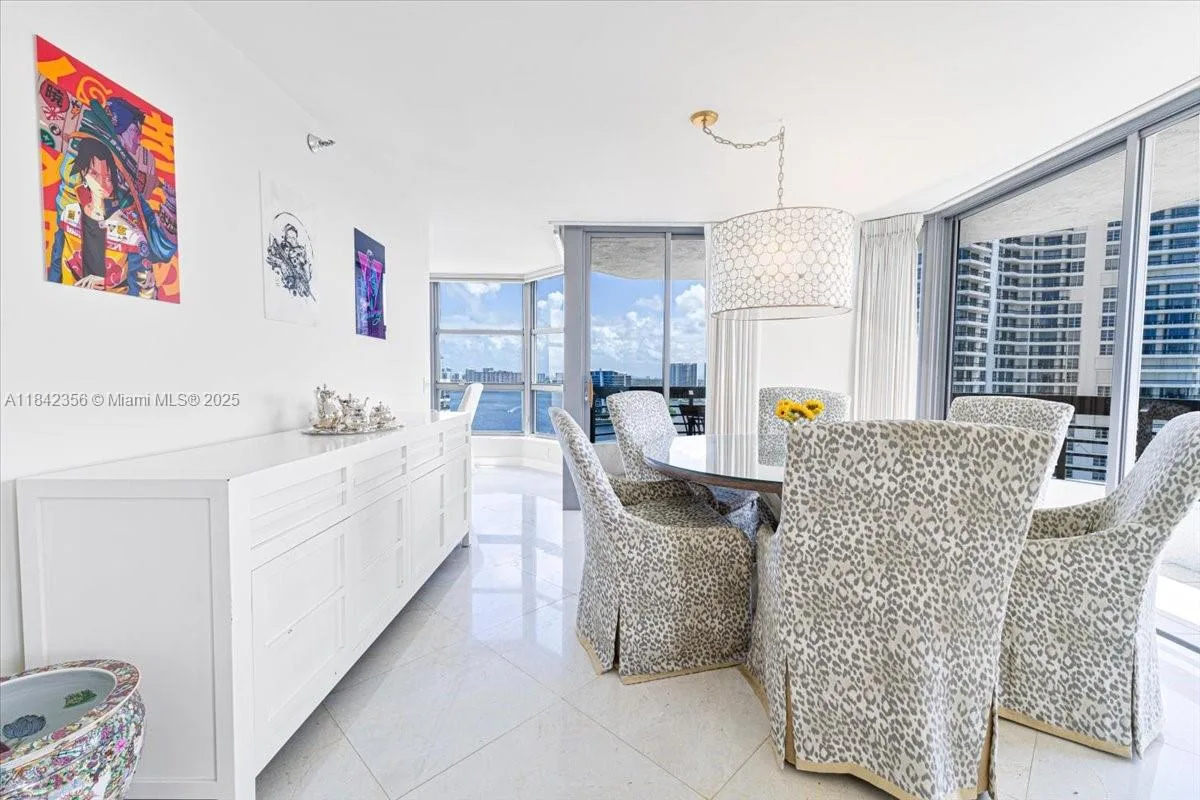 3500 Mystic Pointe Dr # 2101, Aventura, FL 33180 photo 3