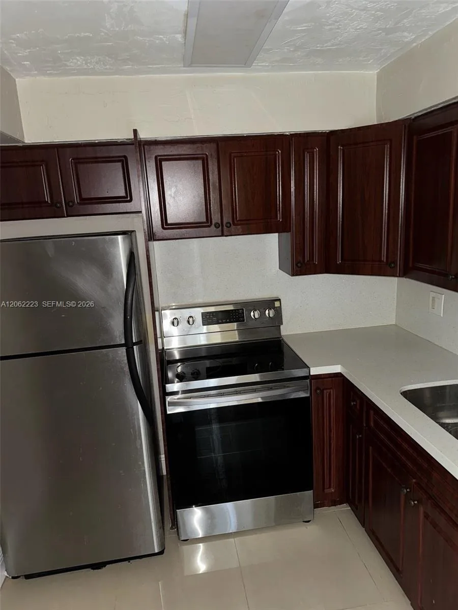 14052 NE 2nd Ct # 221, Miami, FL 33161