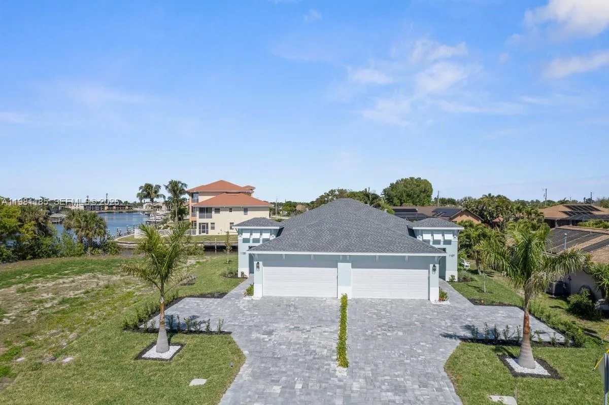 1107 SE 38 ST, Cape Coral, FL 33904 photo 4