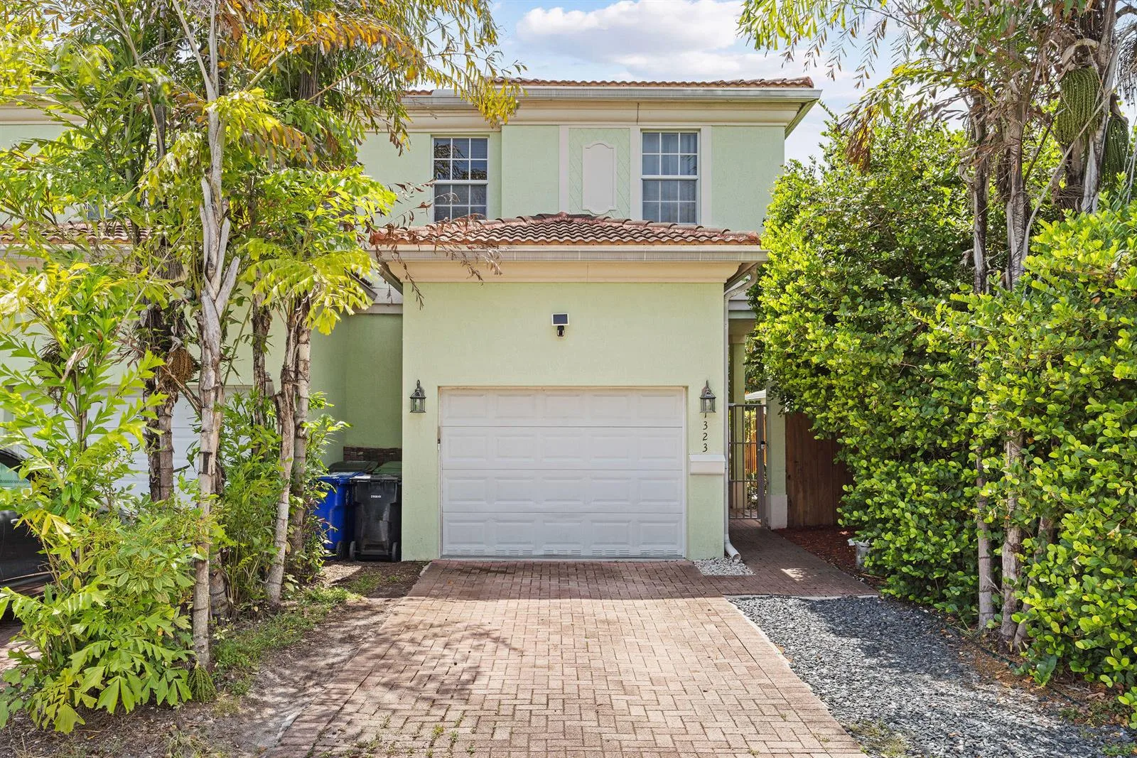 1323 NE 5TH Terrace # 1323, Fort Lauderdale, FL 33304