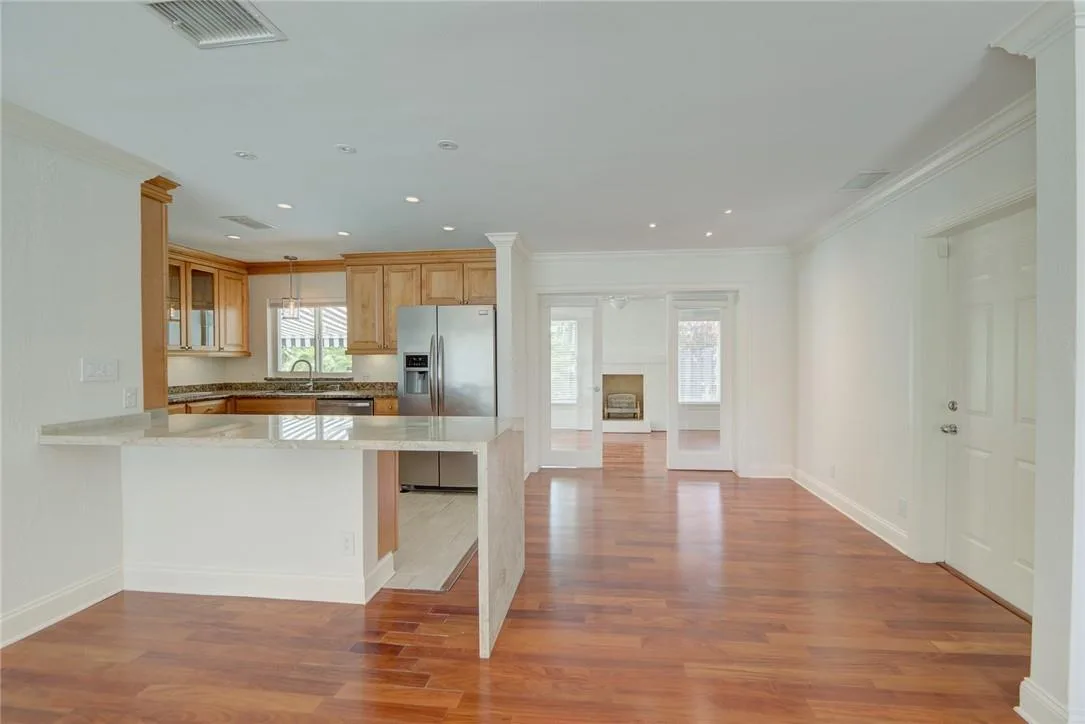2709 NE 16TH Avenue, Wilton Manors, FL 33334 photo 11
