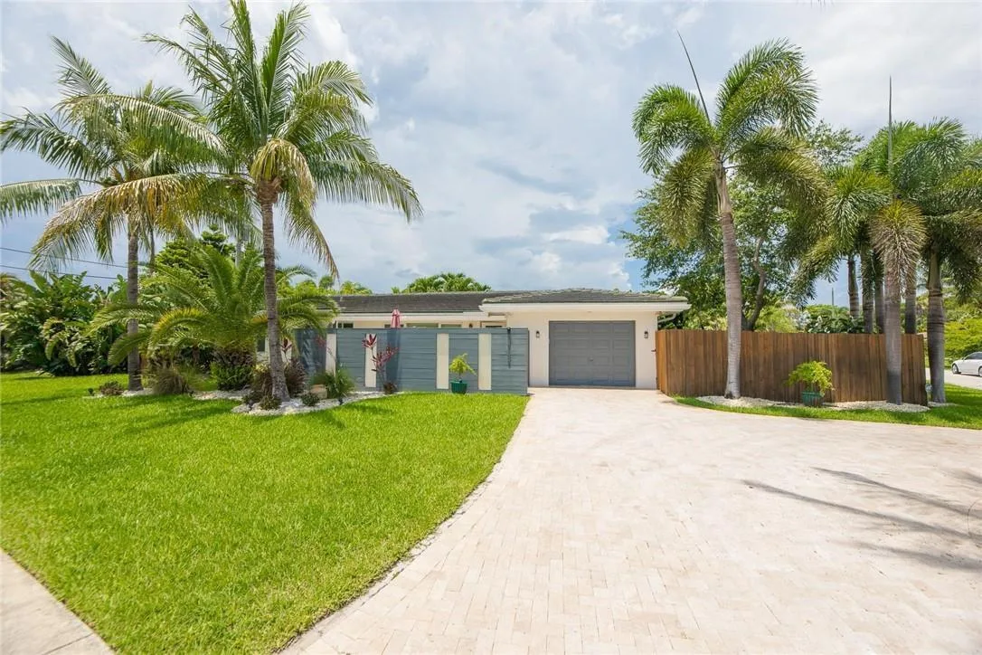 2709 NE 16TH Avenue, Wilton Manors, FL 33334 photo 2