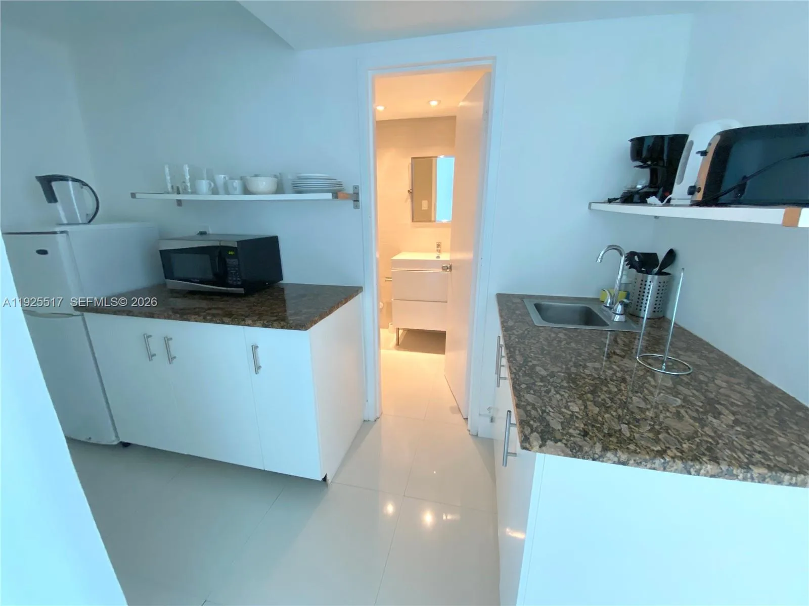 5445 Collins Ave # 610, Miami Beach, FL 33140 photo 4