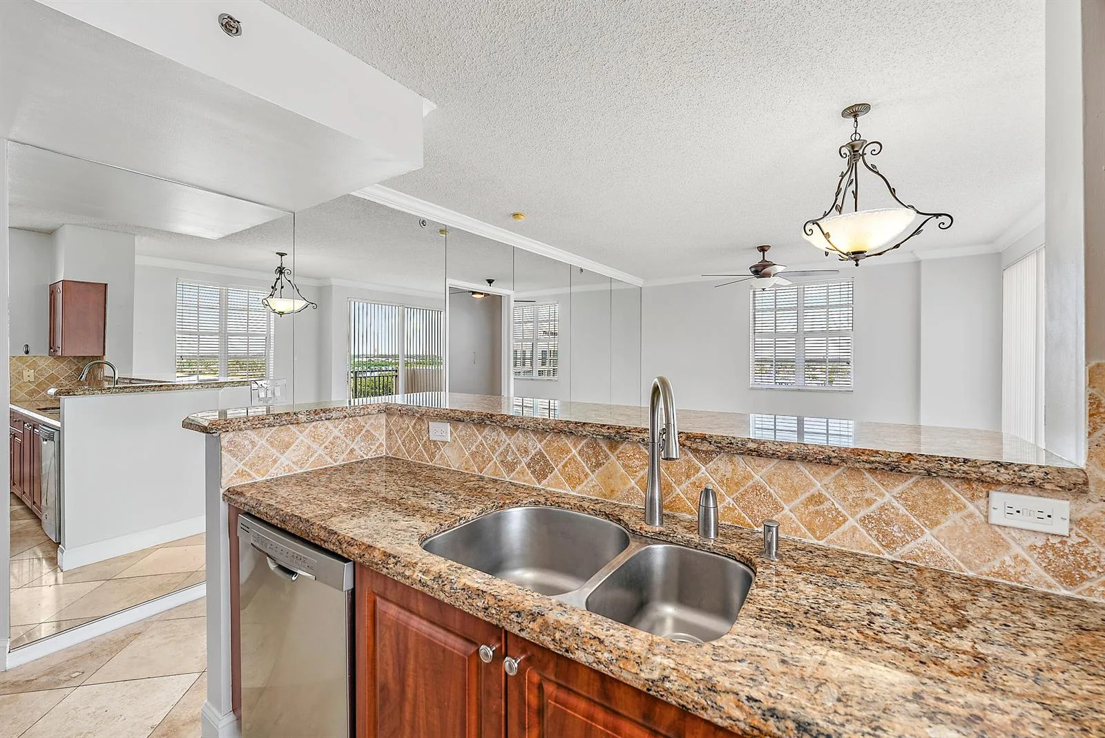 616 Clearwater Park Road # 913, West Palm Beach, FL 33401 photo 12