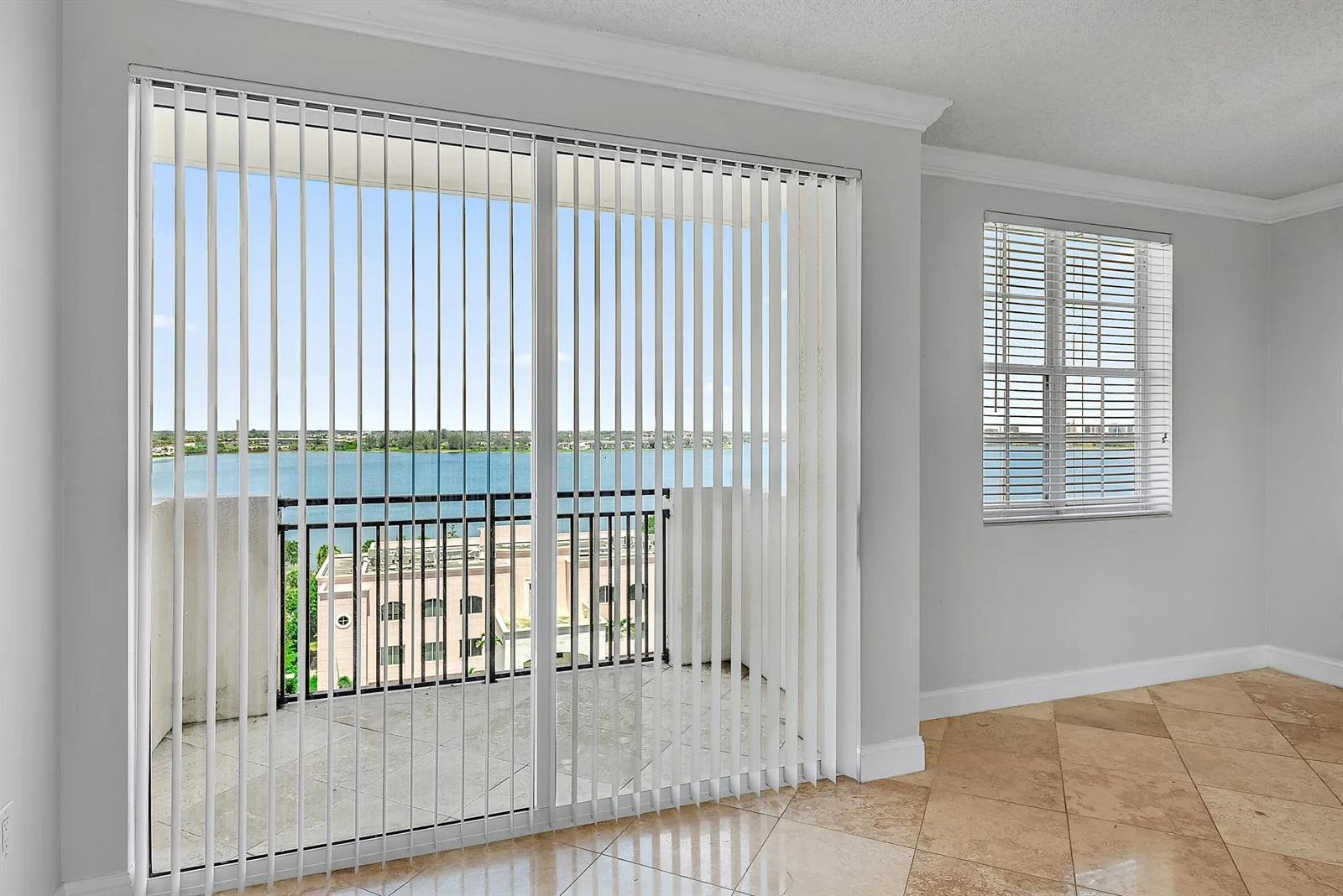 616 Clearwater Park Road # 913, West Palm Beach, FL 33401 photo 4