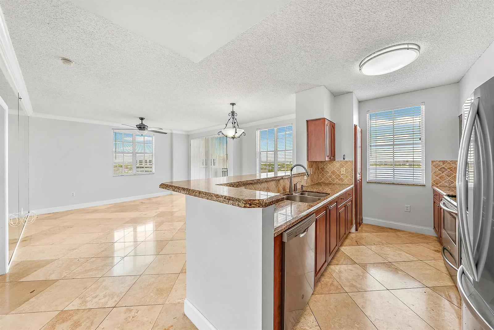 616 Clearwater Park Road # 913, West Palm Beach, FL 33401 photo 9
