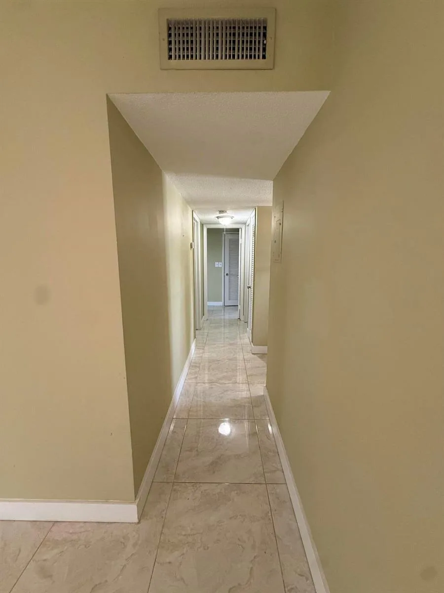 22 GOLFS EDGE # B, West Palm Beach, FL 33417 photo 13