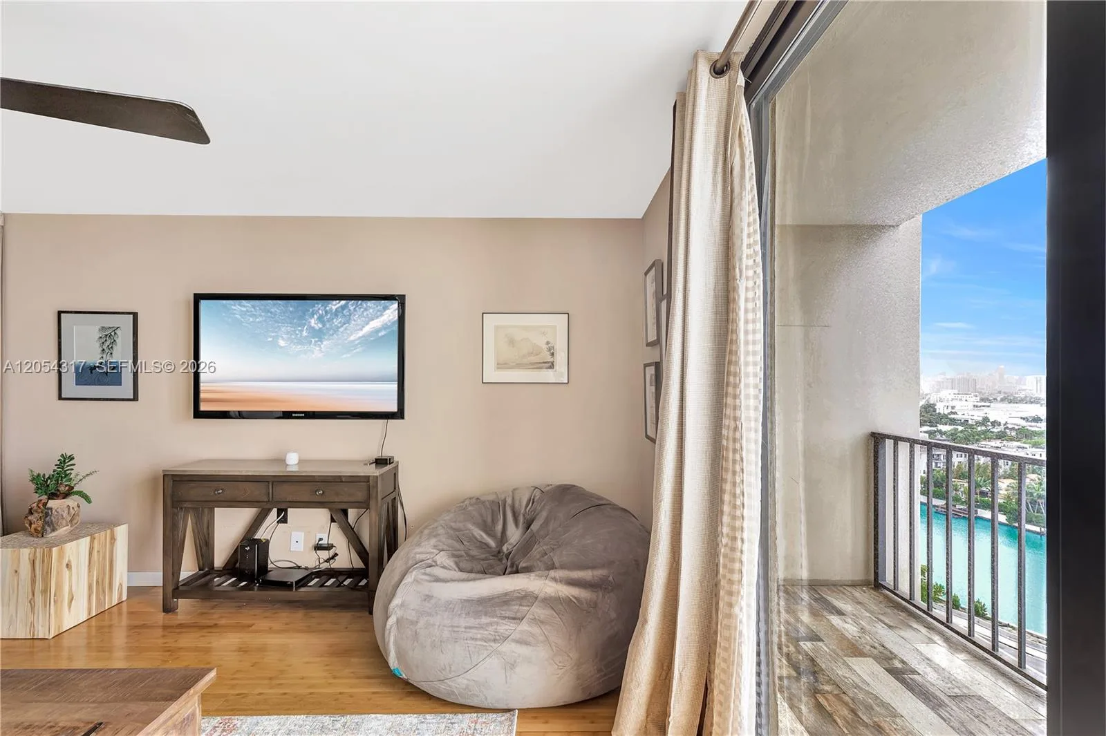 2625 Collins Ave # 1609, Miami Beach, FL 33140 photo 8