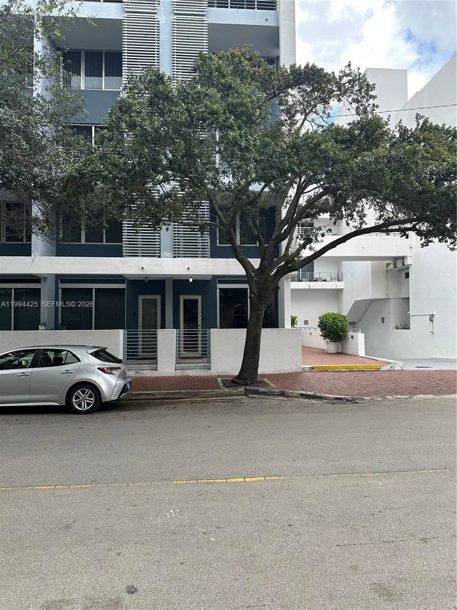 3339 Virginia St # 127, Miami, FL 33133 photo 2