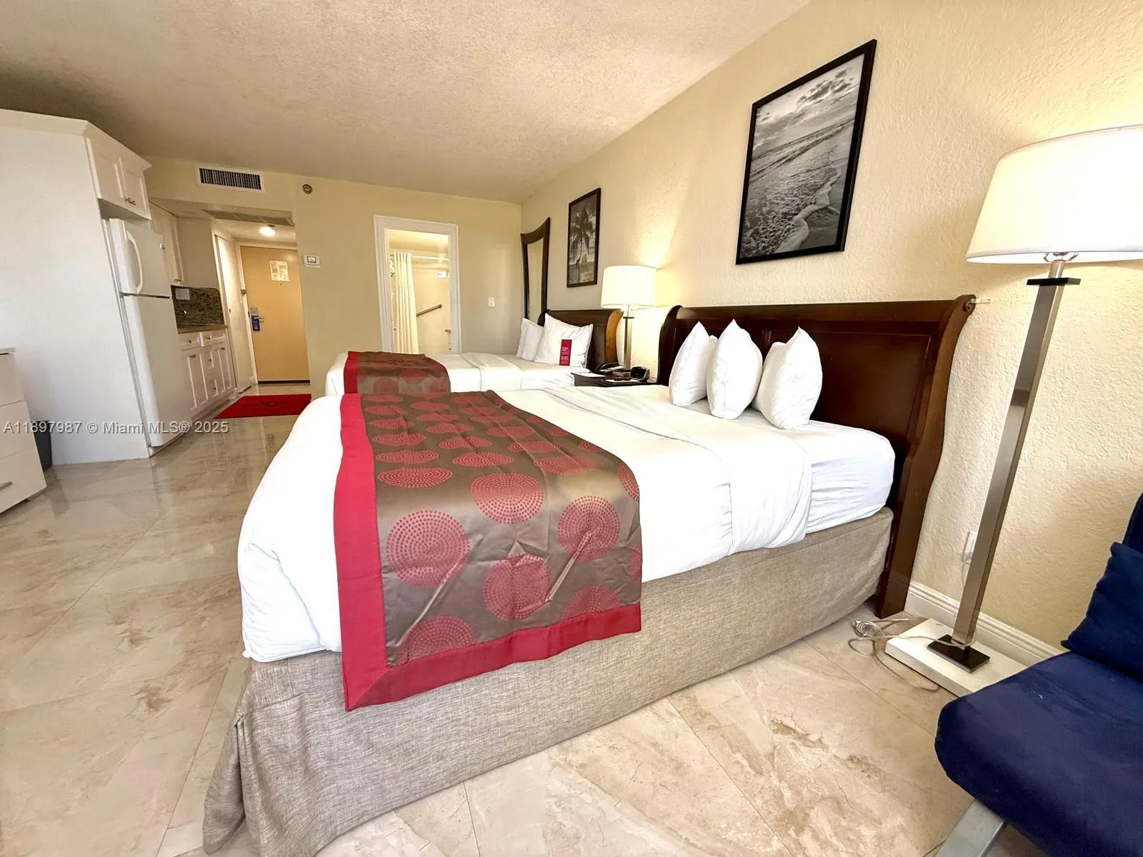 19201 Collins Ave # 308, Sunny Isles Beach, FL 33160 photo 10