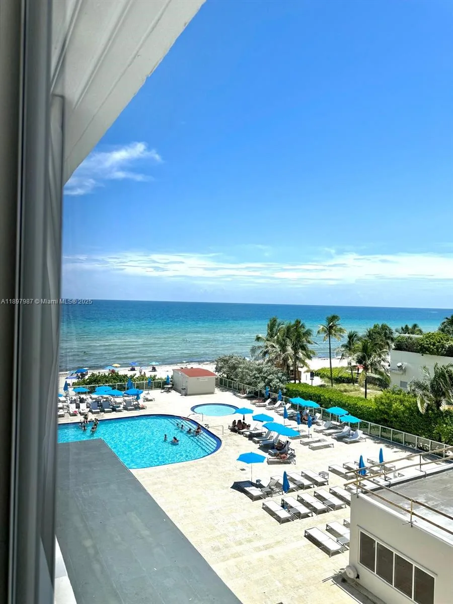 19201 Collins Ave # 308, Sunny Isles Beach, FL 33160 photo 2