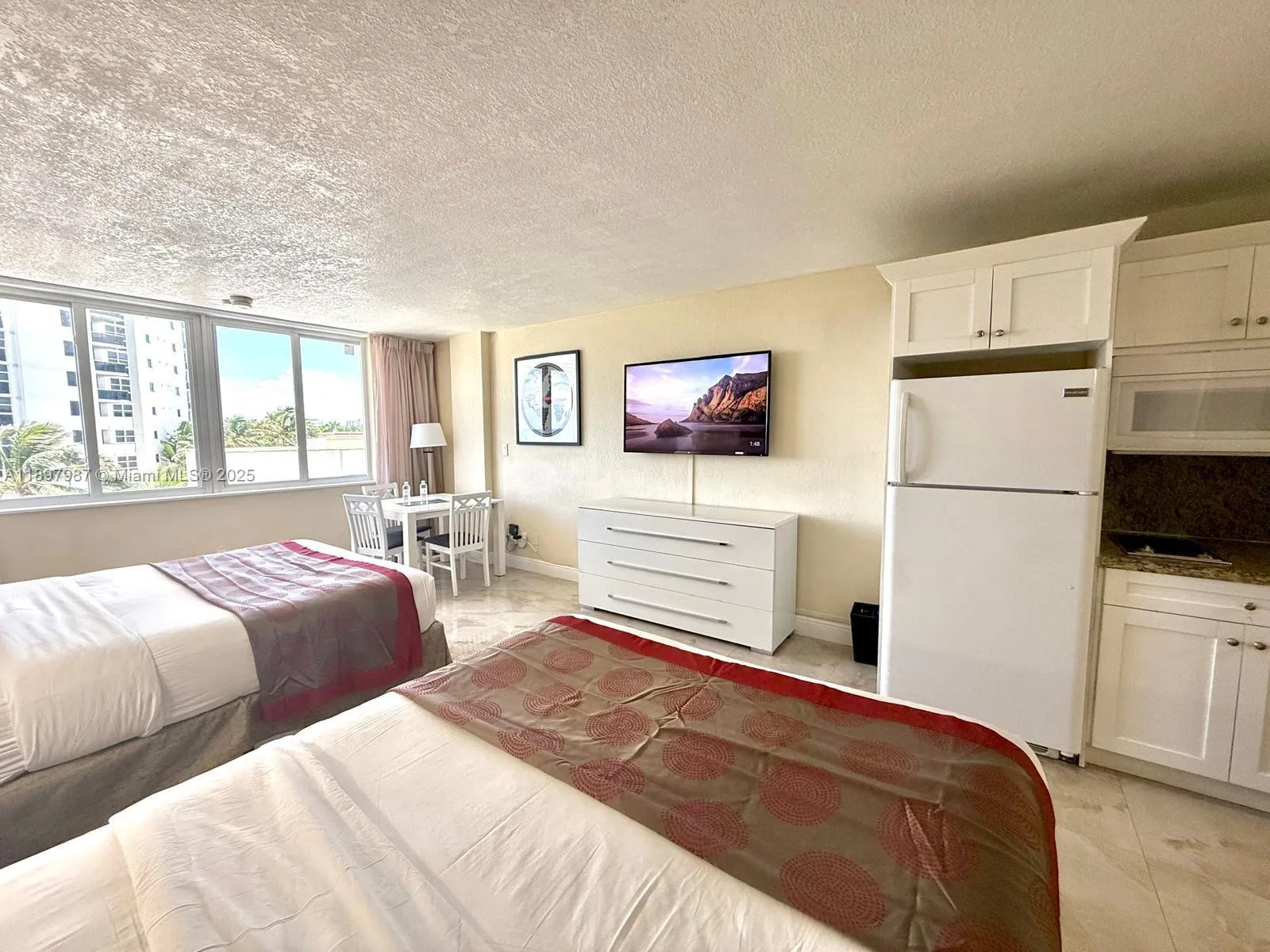 19201 Collins Ave # 308, Sunny Isles Beach, FL 33160 photo 7