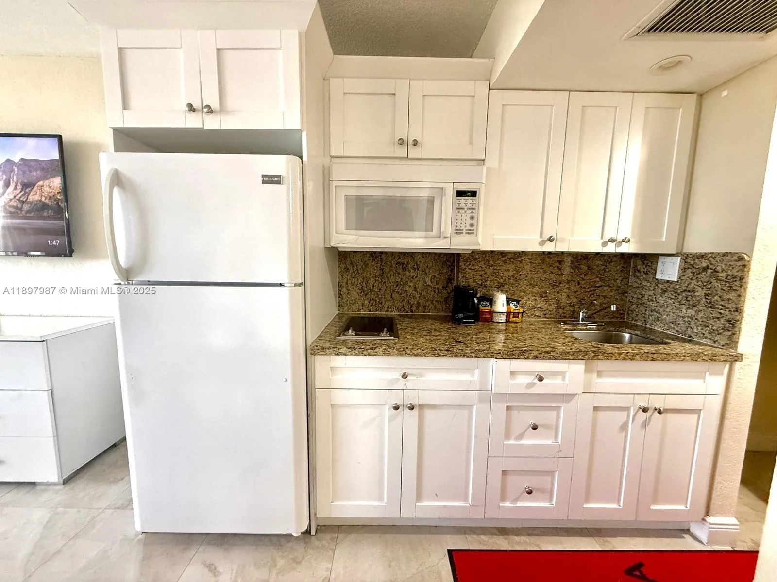 19201 Collins Ave # 308, Sunny Isles Beach, FL 33160 photo 8