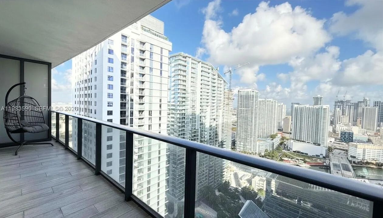 45 SW 9th St # 3809, Miami, FL 33130 photo 9