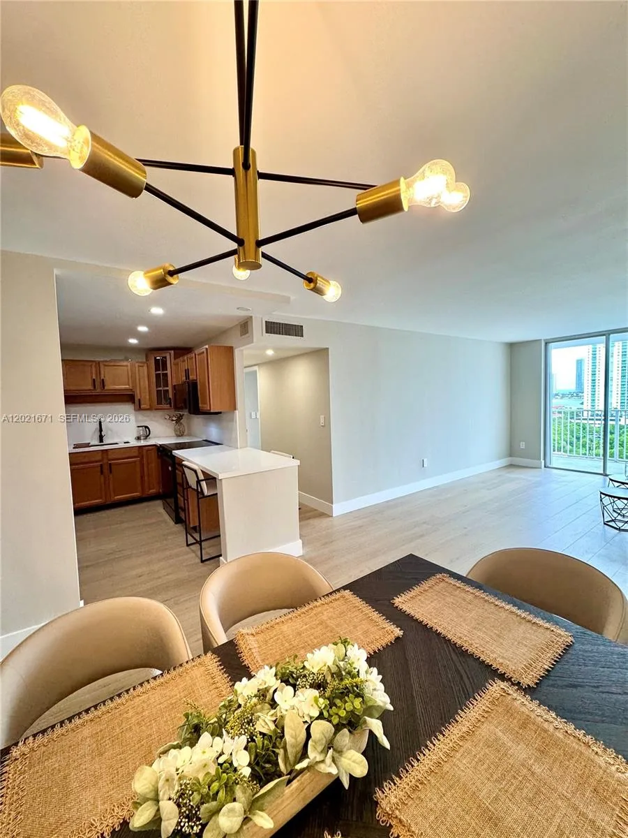 2851 NE 183rd St # 1607E, Aventura, FL 33160
