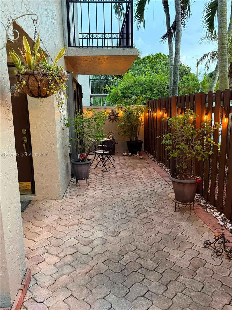 10445 SW 154th Ct # 1, Miami, FL 33196