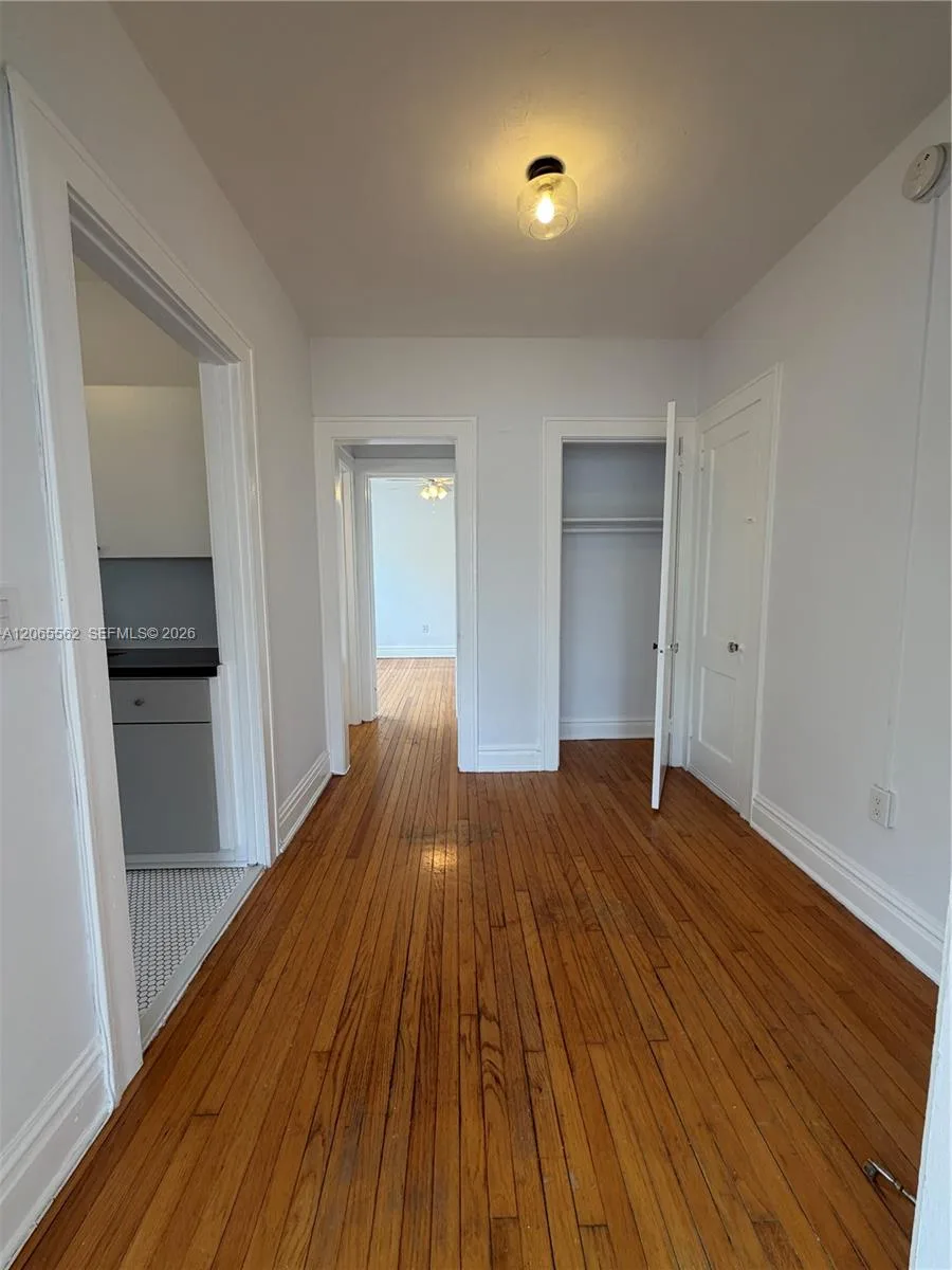 320 Mendoza Ave # 5, Miami, FL 33134 photo 3