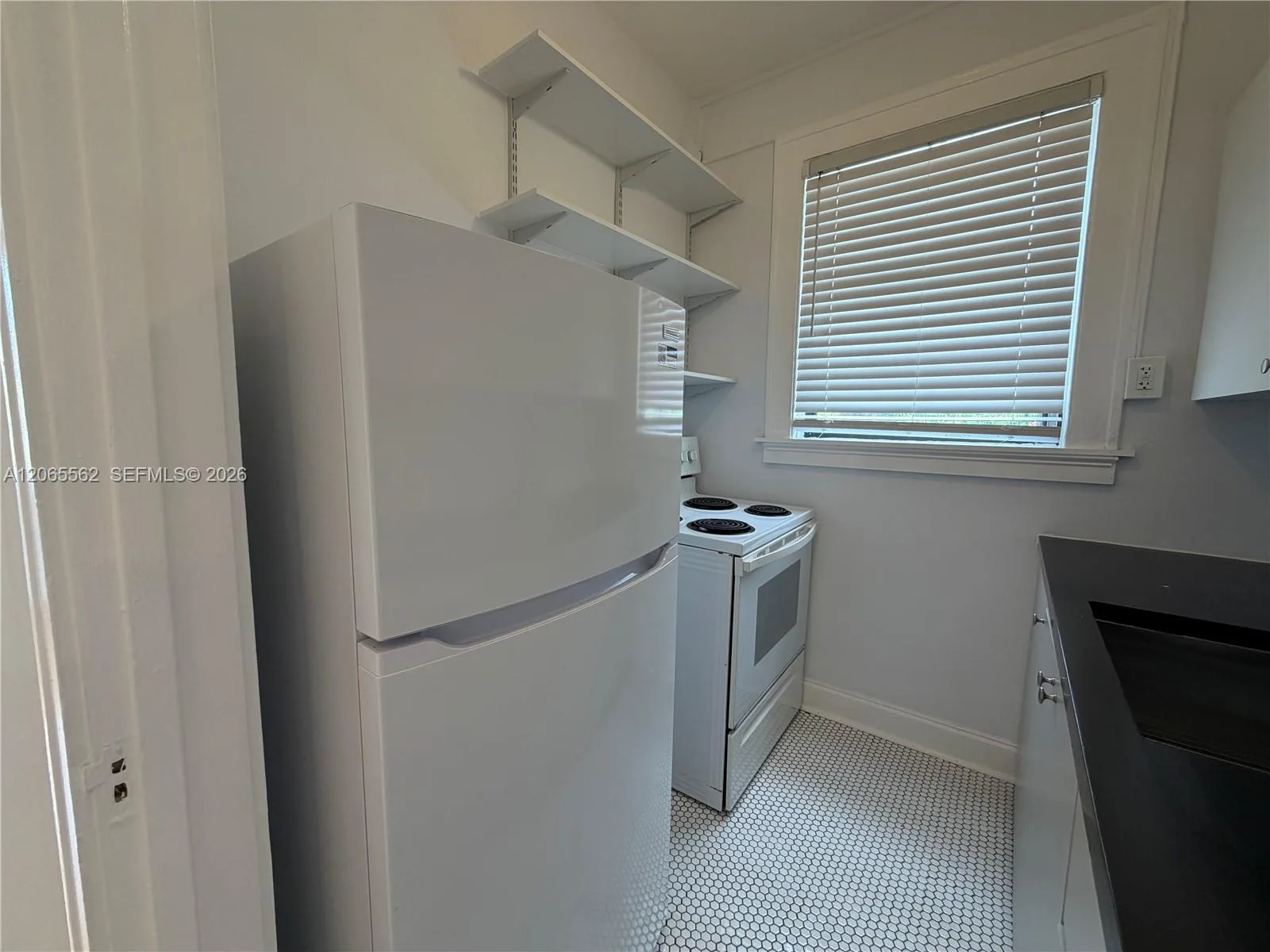 320 Mendoza Ave # 5, Miami, FL 33134 photo 5