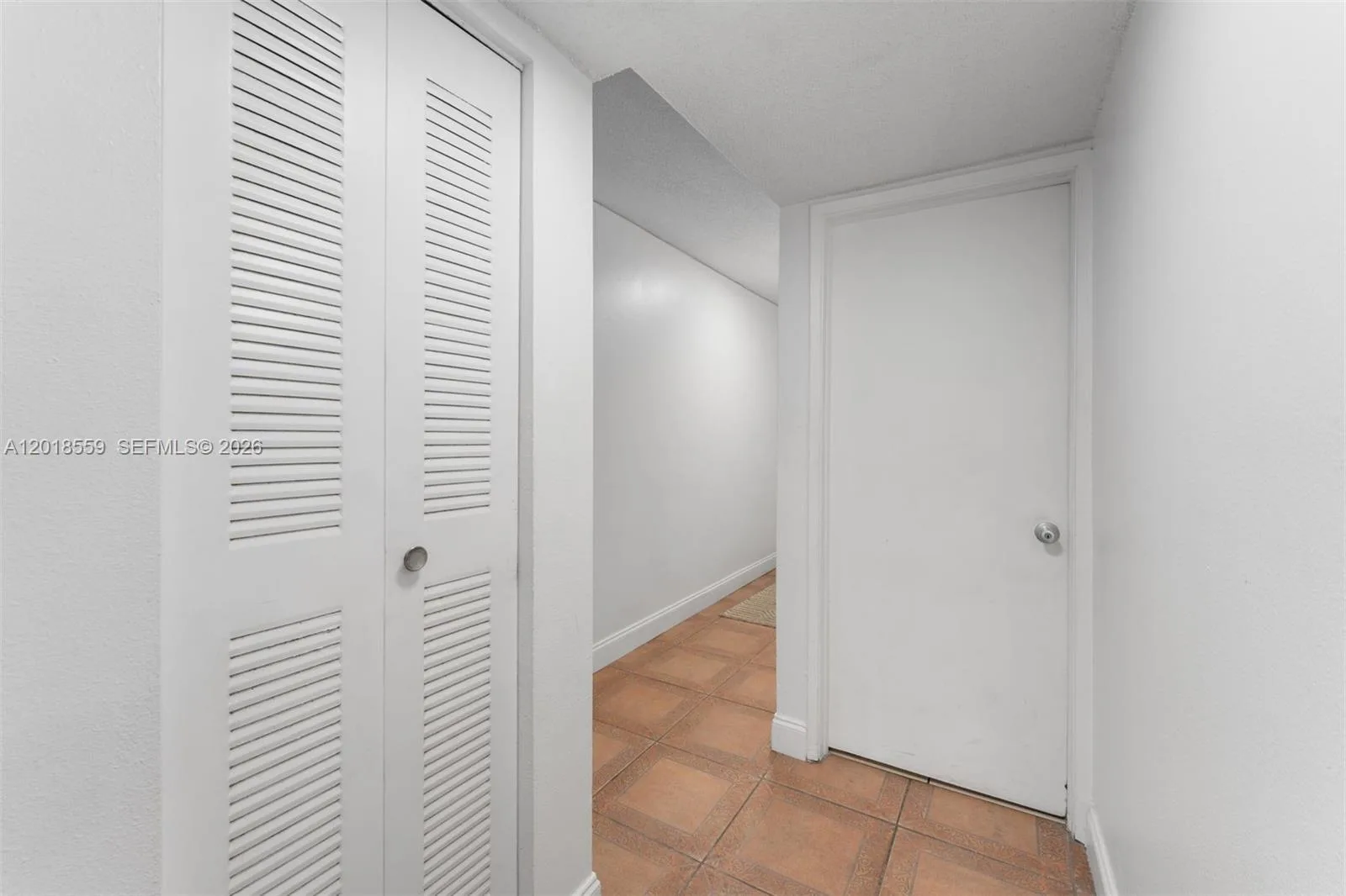 1950 W 54th St # 406, Hialeah, FL 33012 photo 11