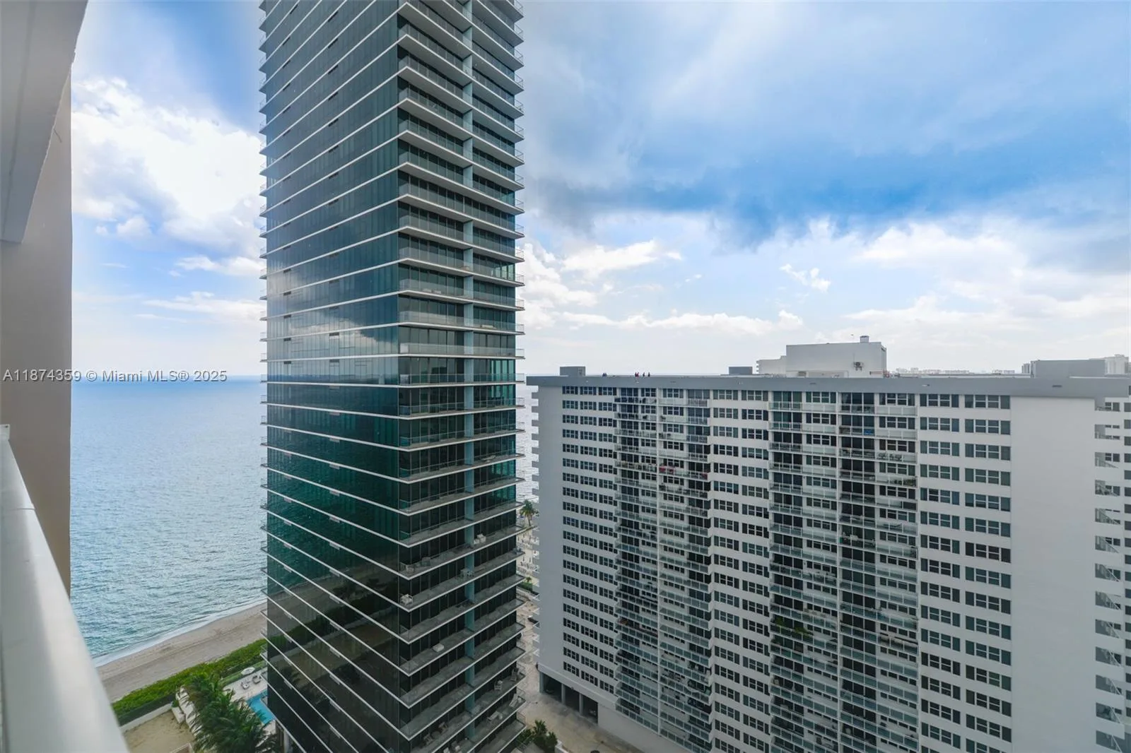 1980 S Ocean Dr # PHA, Hallandale Beach, FL 33009