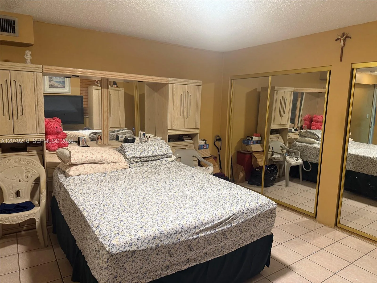 962 E 19th St, Hialeah, FL 33013 photo 12