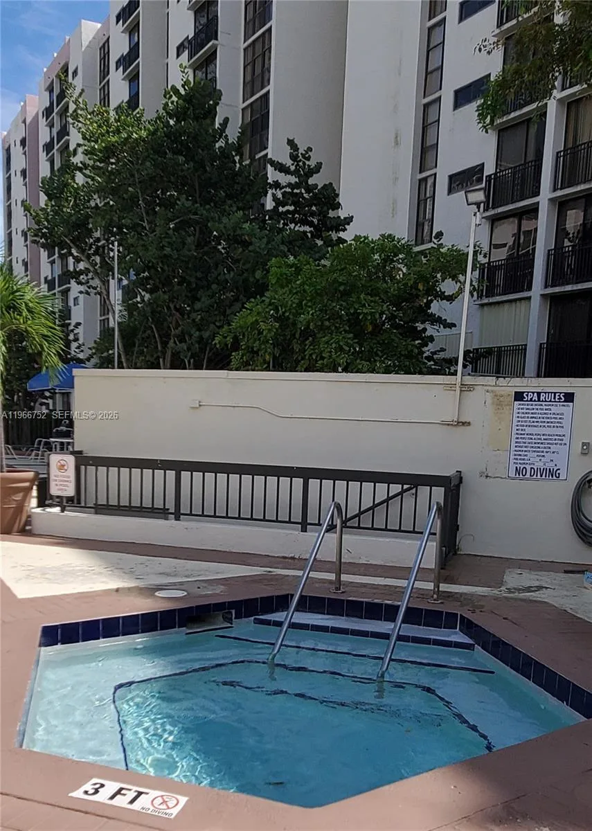 17021 N Bay Rd # 324, Sunny Isles Beach, FL 33160 photo 5