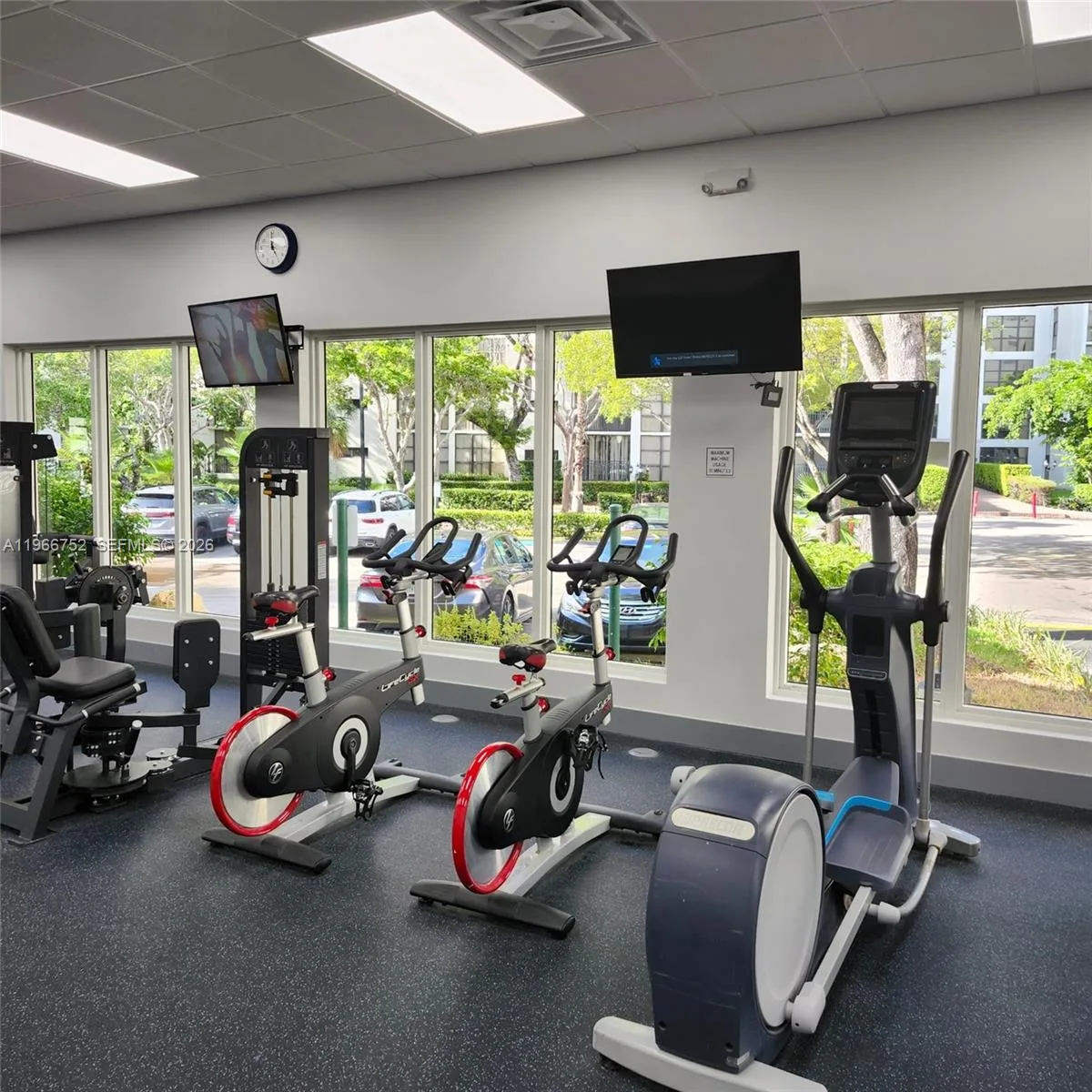 17021 N Bay Rd # 324, Sunny Isles Beach, FL 33160 photo 7