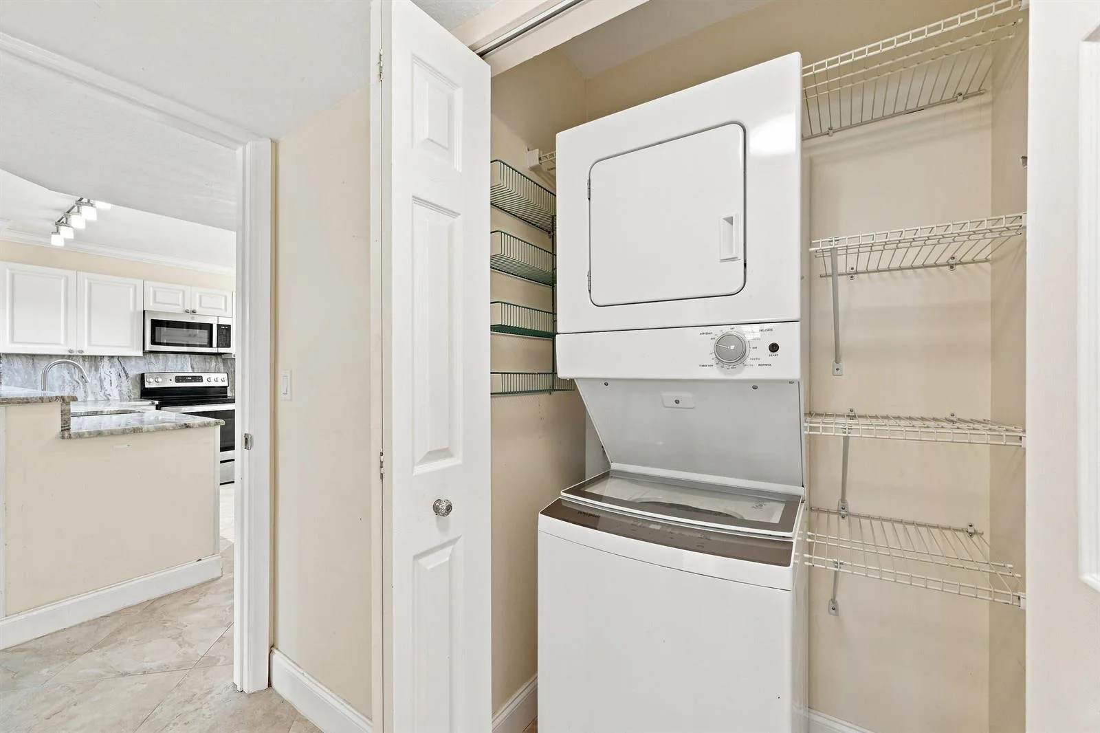 3661 Via Poinciana # 513, Lake Worth, FL 33467 photo 8