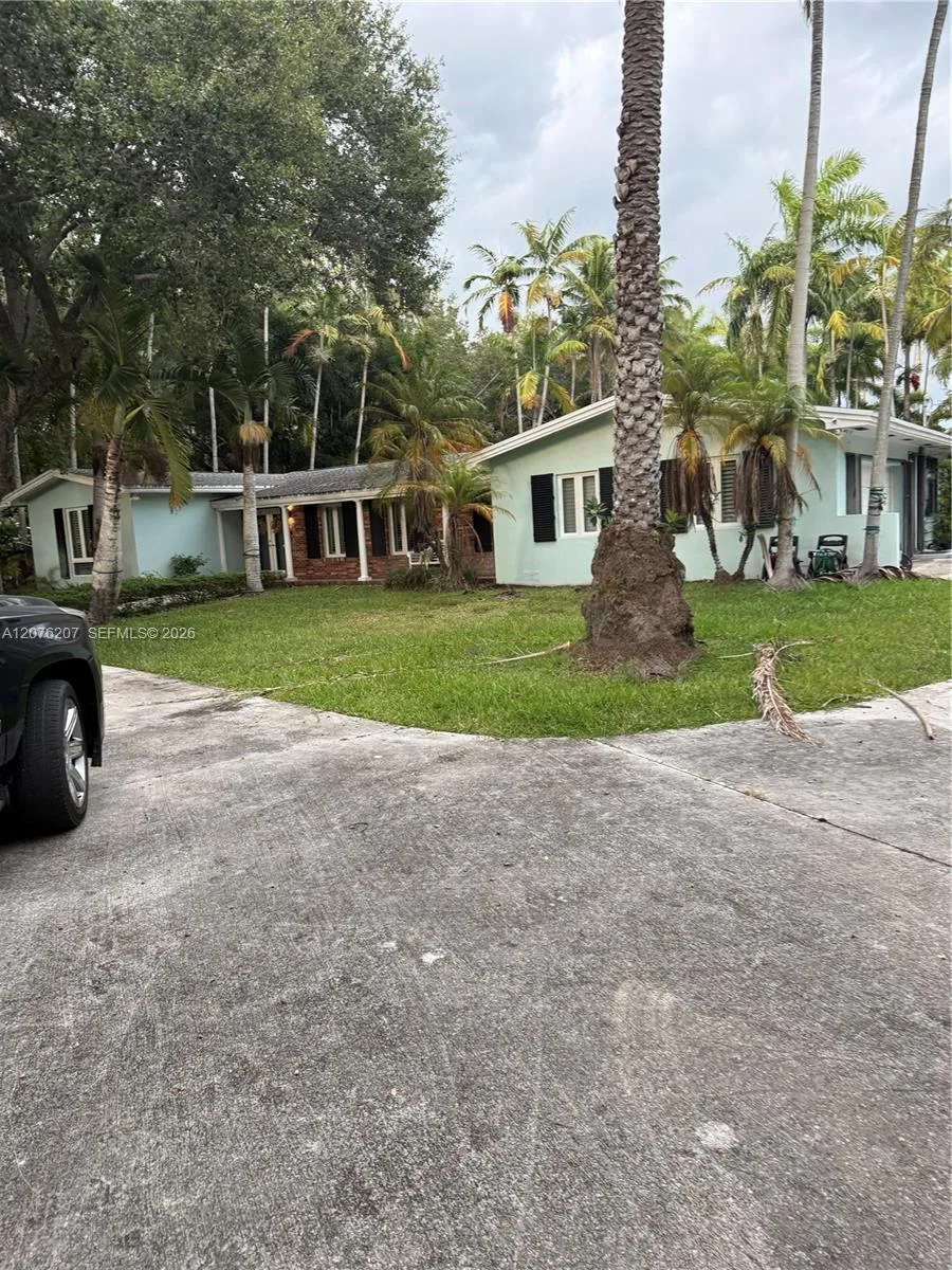 12121 SW 60th Ct, Pinecrest, FL 33156