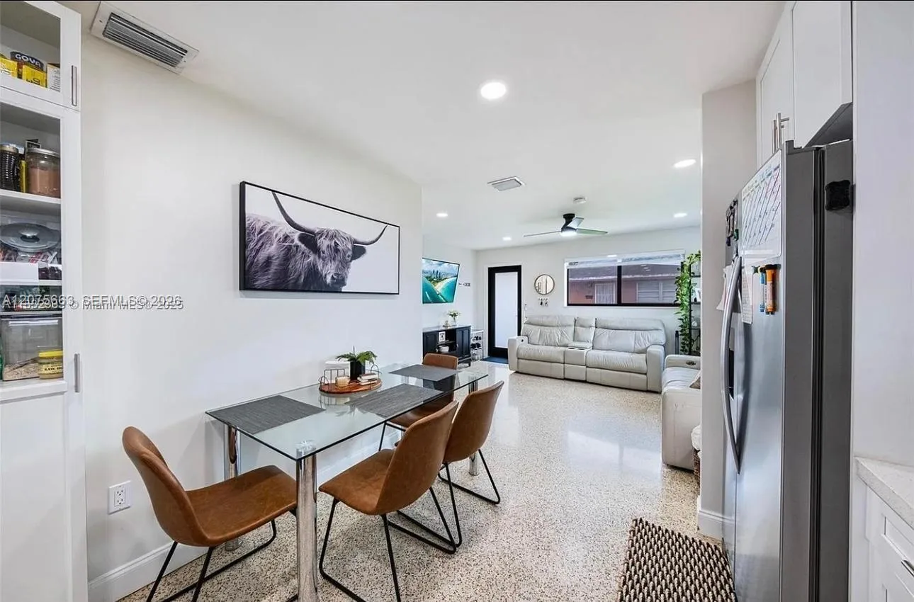 30 NW 56th Ct, Miami, FL 33126 photo 7