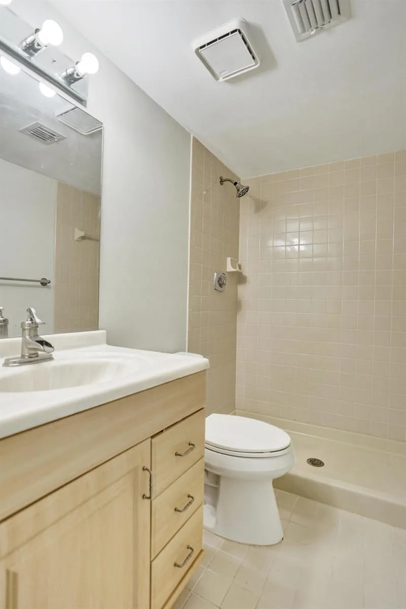 4260 Village Drive # D, Delray Beach, FL 33445 photo 7