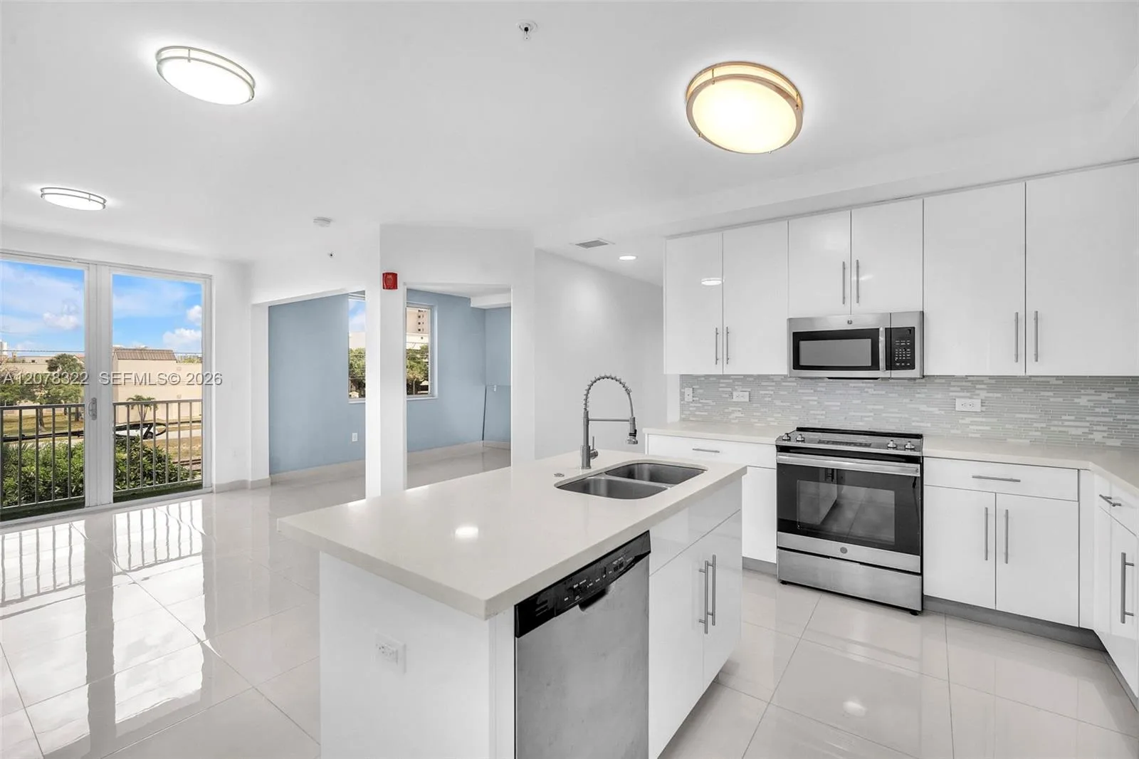 2651 NE 212th Ter # 301, Miami, FL 33180
