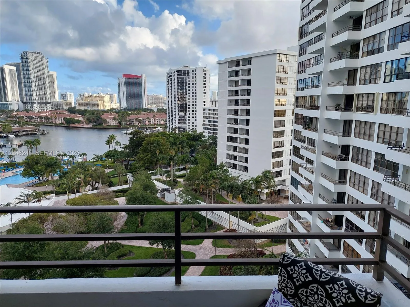 600 SE Three Islands Blvd # 1018, Hallandale Beach, FL 33009 photo 10