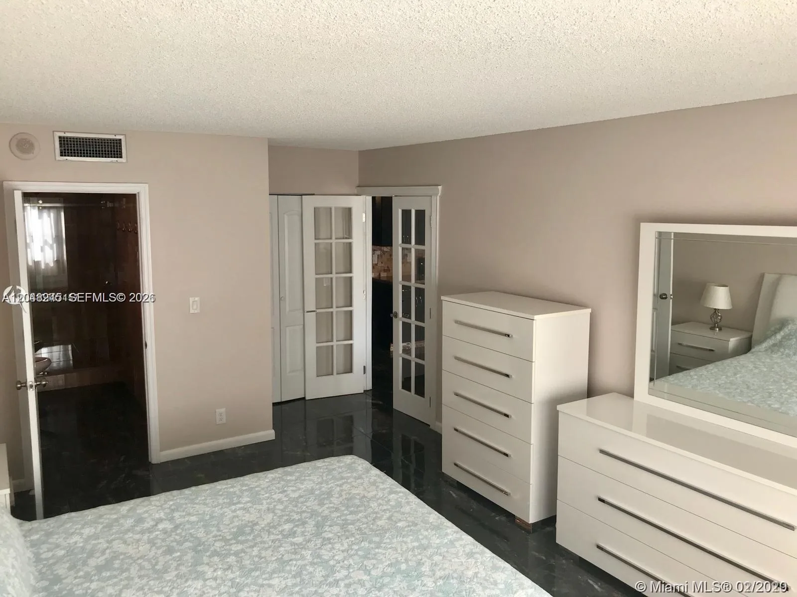 600 SE Three Islands Blvd # 1018, Hallandale Beach, FL 33009 photo 4