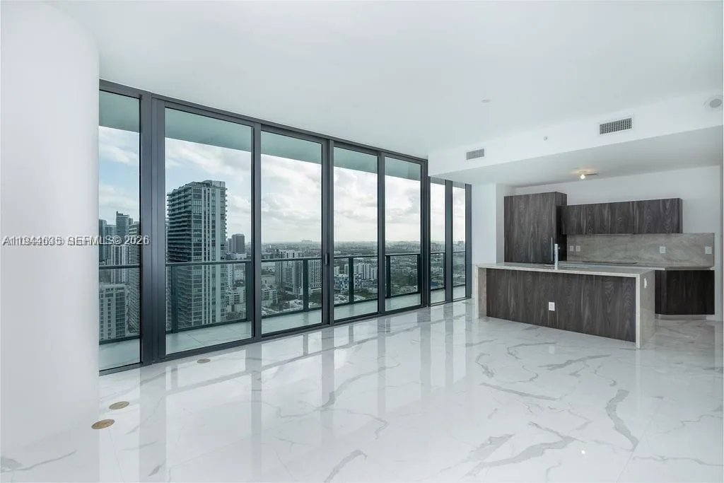 480 NE 31st St # 3101, Miami, FL 33137 photo 2