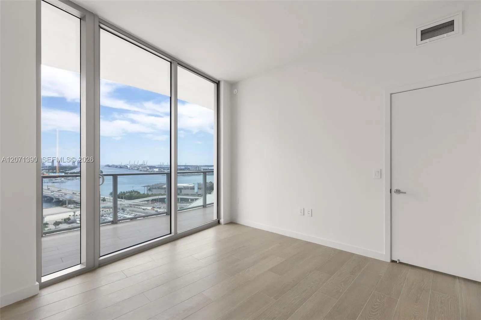1400 Biscayne Blvd # 1905, Miami, FL 33132 photo 12