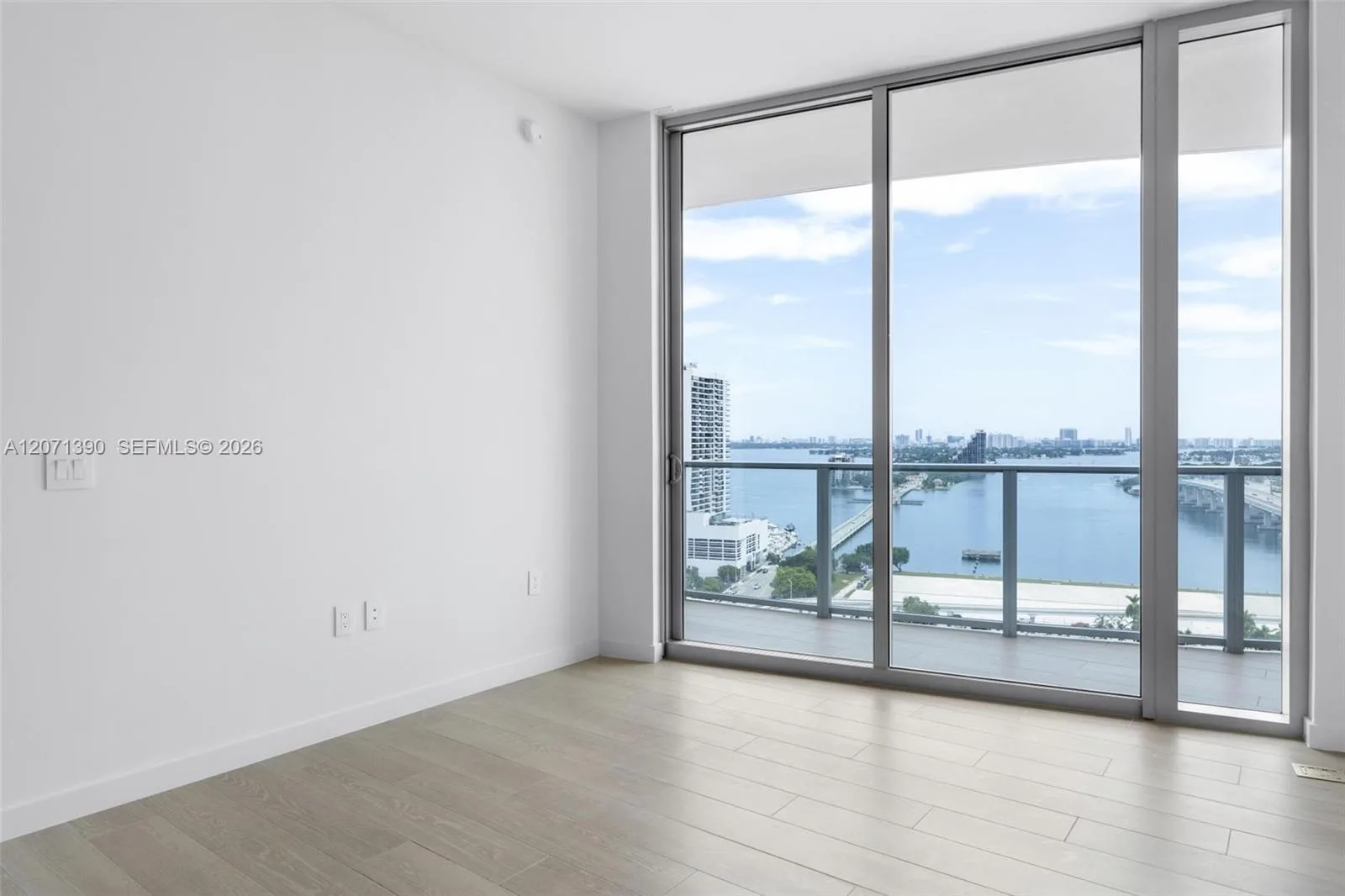 1400 Biscayne Blvd # 1905, Miami, FL 33132 photo 7