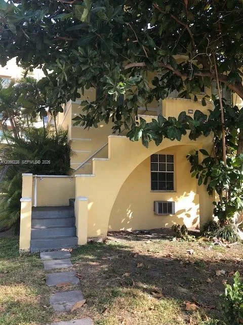11 Santillane Ave # 2, Coral Gables, FL 33134