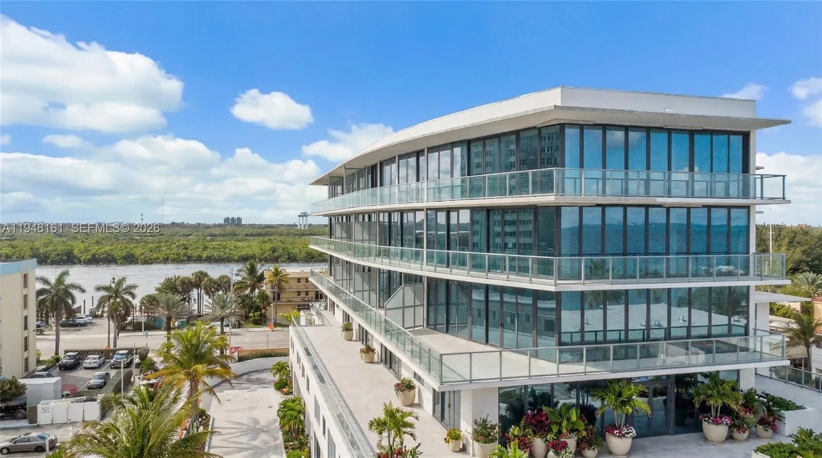 3319 N Ocean Drive # TH6, Hollywood, FL 33019