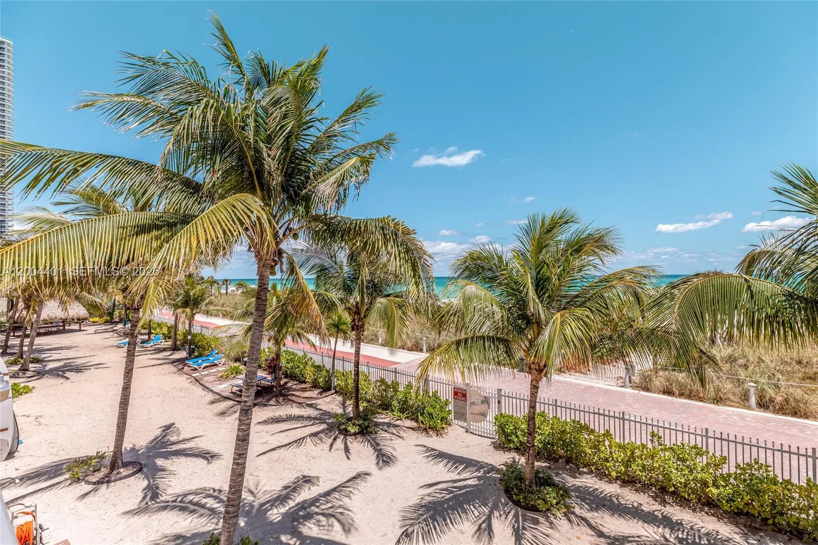 6039 Collins Ave # 1415, Miami Beach, FL 33140