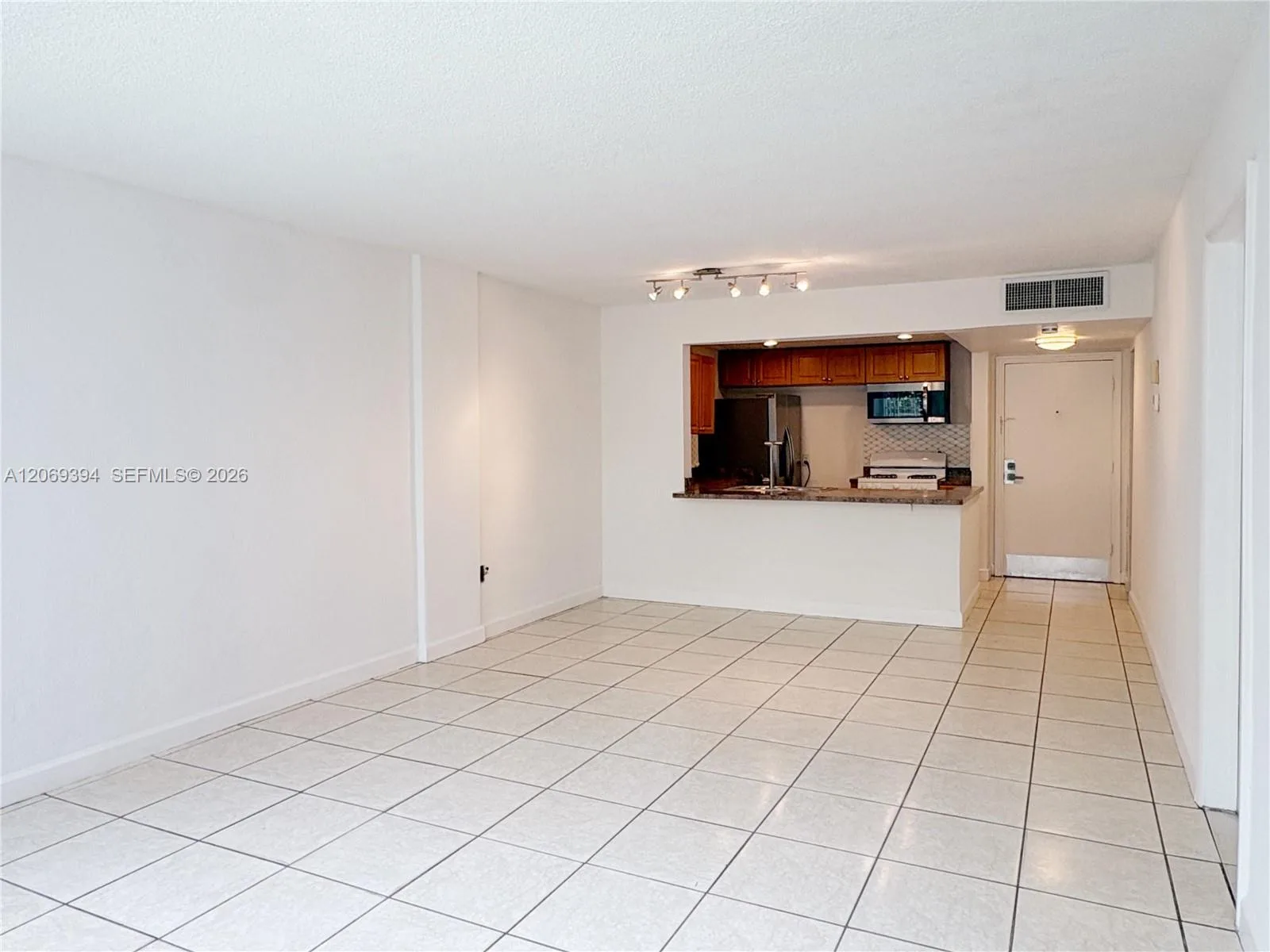 2175 NE 170th St # 104, North Miami Beach, FL 33162 photo 13