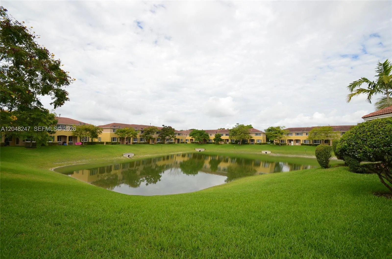 6059 SW 19th Ct # 6059, North Lauderdale, FL 33068 photo 2