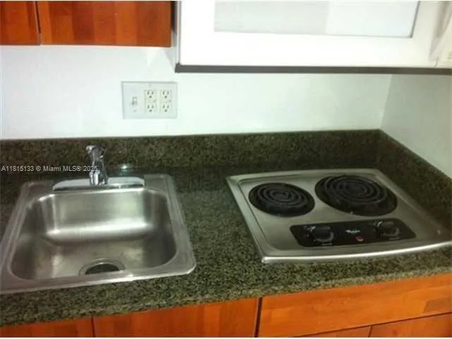 1200 Brickell Bay Dr # 3316, Miami, FL 33131 photo 9