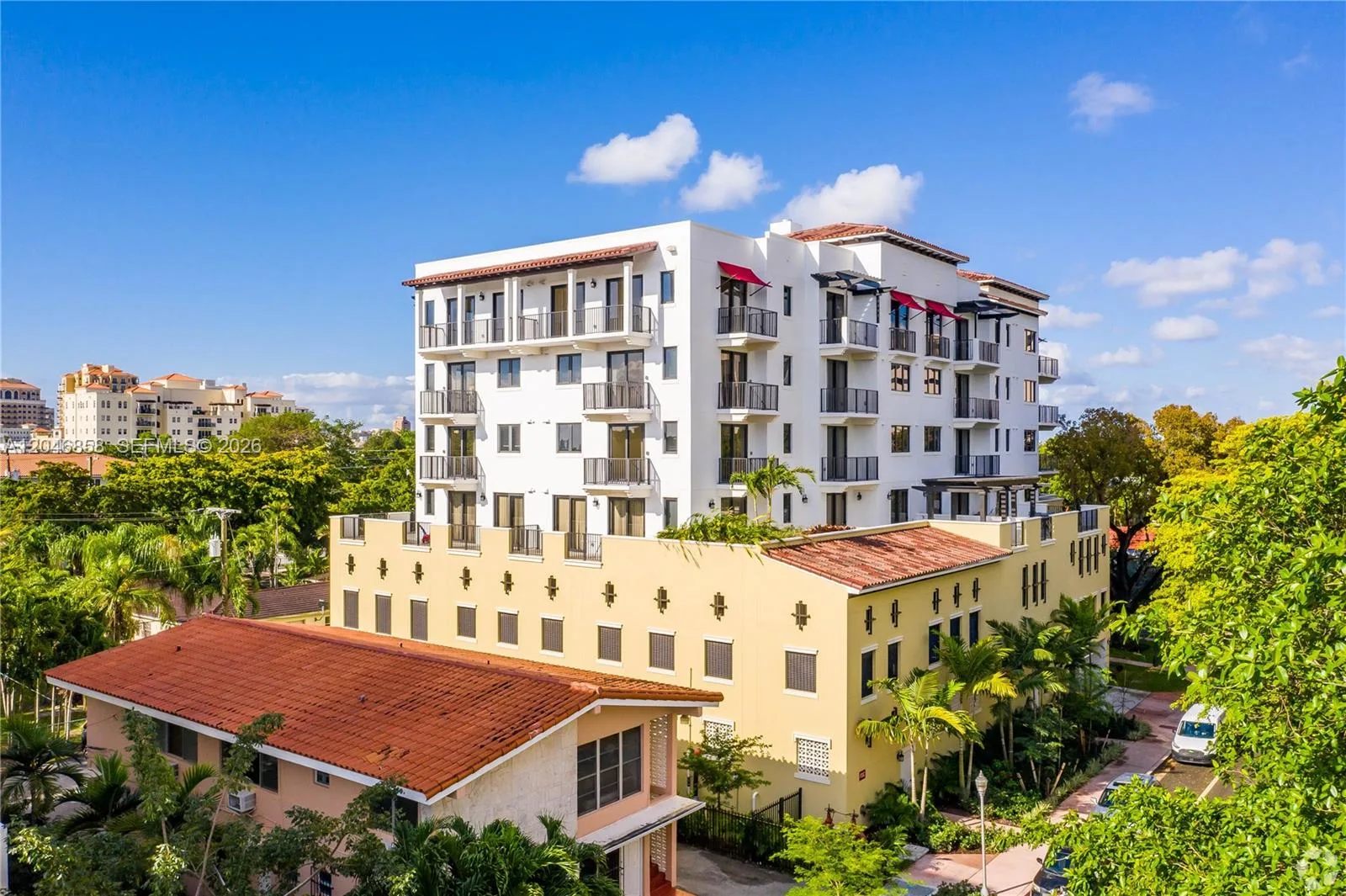 1091 Galiano St # 404, Coral Gables, FL 33134