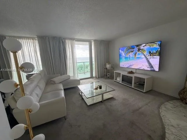 100 Bayview Dr # 1208, Sunny Isles Beach, FL 33160
