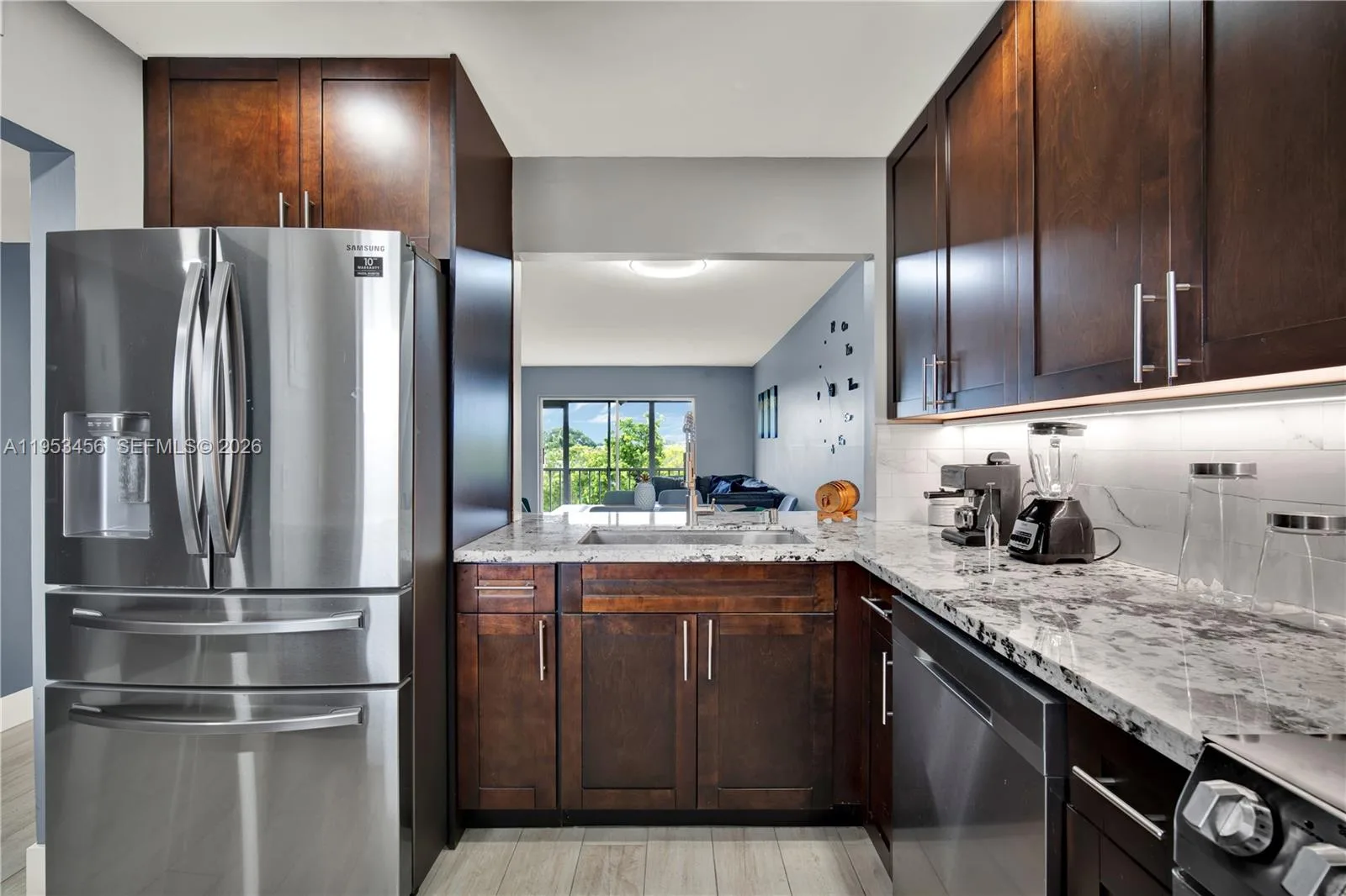 950 Hillcrest Dr # 414, Hollywood, FL 33021 photo 10
