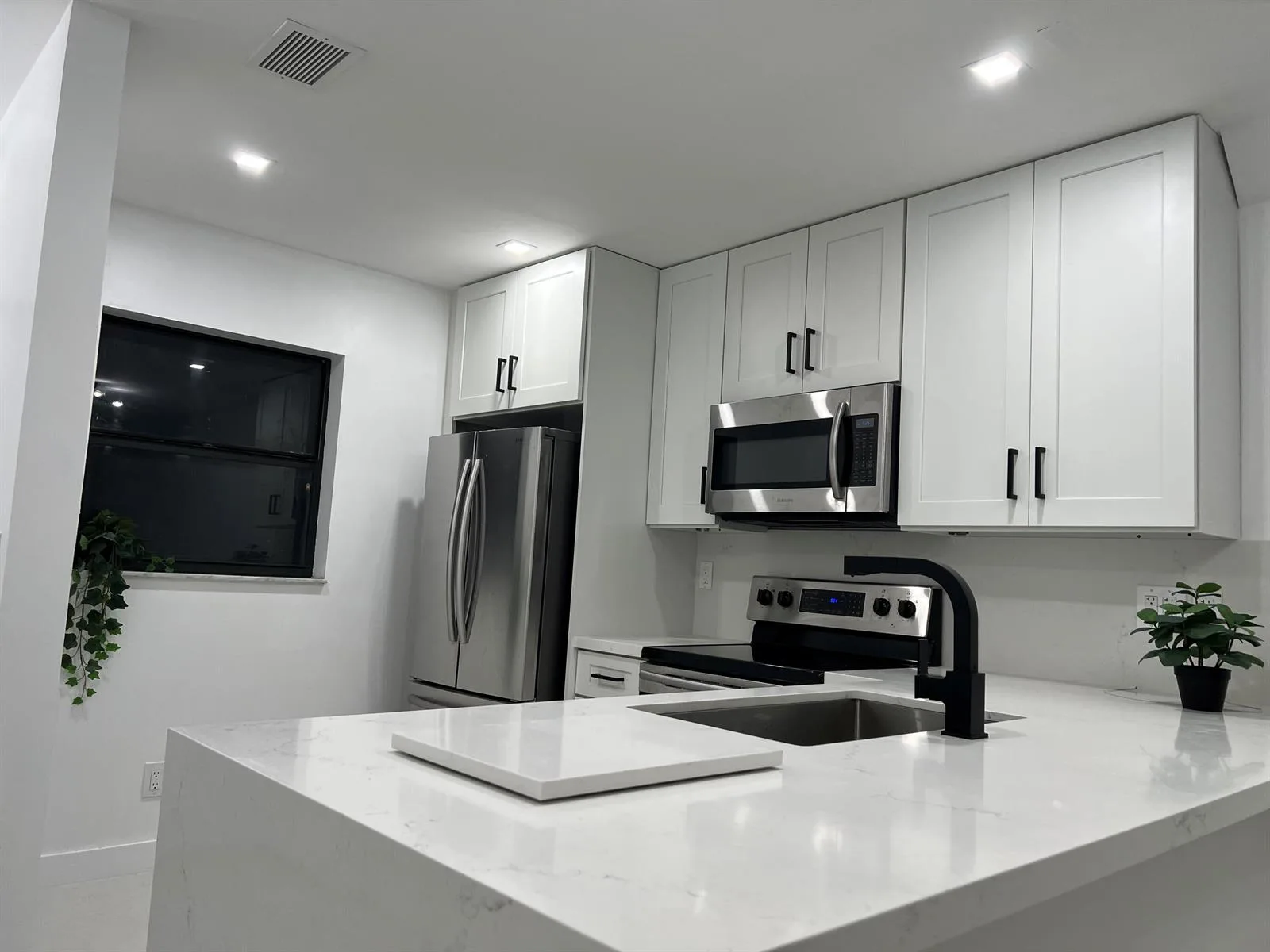 1088 NW 106TH Terrace # 206, Pembroke Pines, FL 33026 photo 2