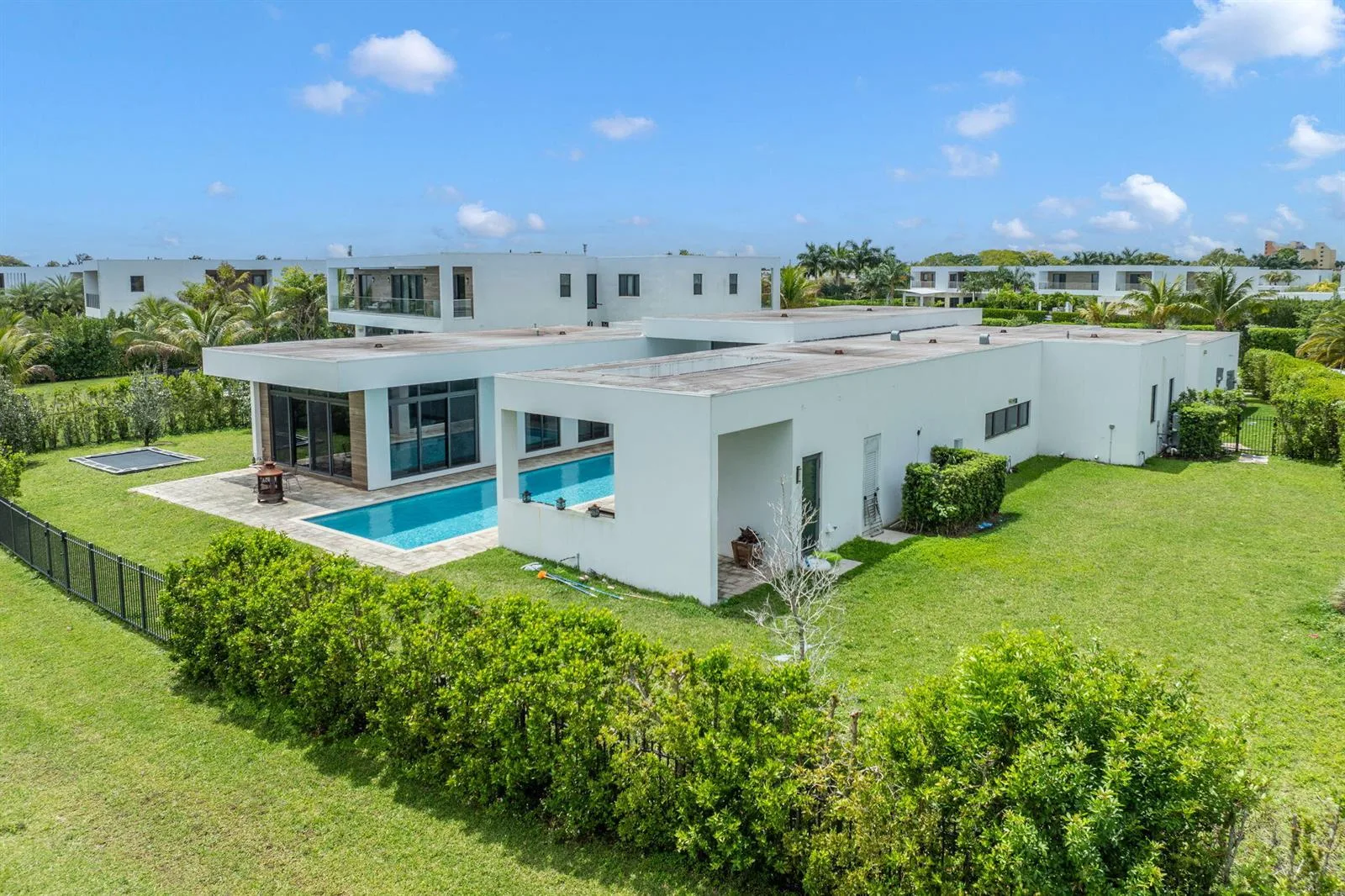 16539 N Botaniko Dr Drive N, Weston, FL 33326
