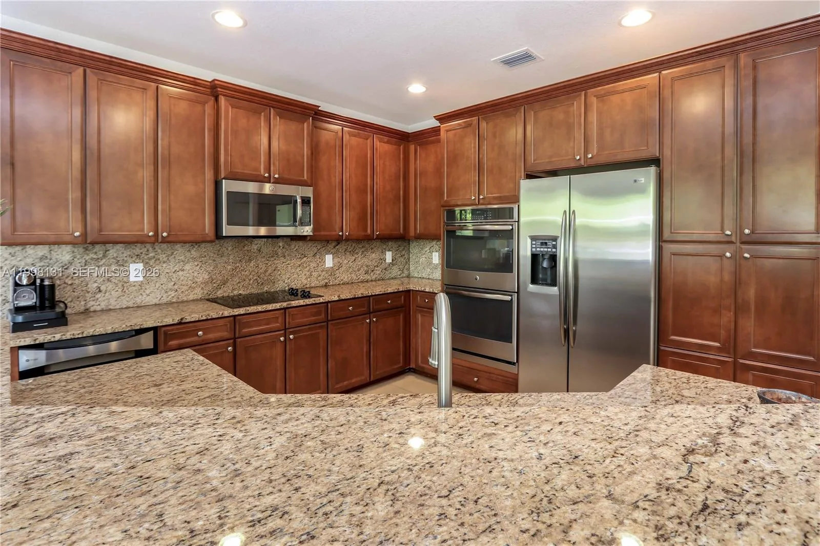 8868 NW 101st Pl, Doral, FL 33178 photo 5