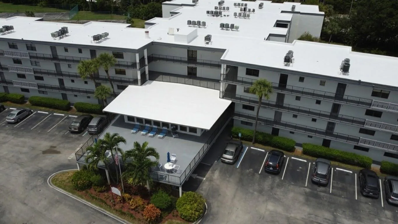 9233 SW 8TH Street # 218, Boca Raton, FL 33428